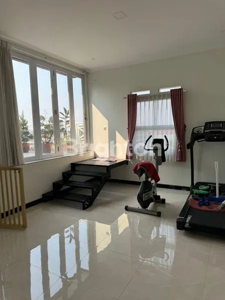 image RUMAH LUXURY & EKSKLUSIF+FULL FURNISHED, DALAM KOMP PERUM YANG AKSES  TOL & DEKAT FASUM DI GBA 1 BOJONGSOANG KAB BANDUNG (6)