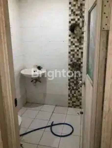 image DISEWAKAN RUMAH TAMAN PALEM LESTARI BLOK A JAKARTA BARAT  (7)