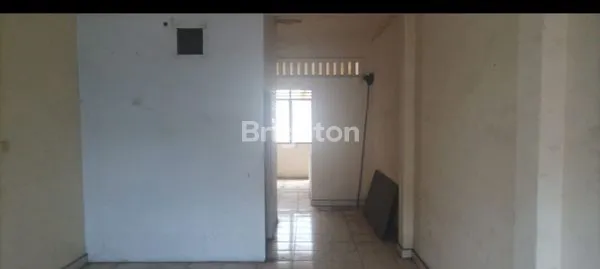 image RUKO 3 LANTAI SIAP USAHA, LOKASI SETRATEGIS,DITENGAH KOTA BINJAI.PERLU RENOVASI SEDIKIT. (5)