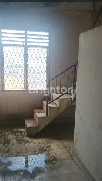 image RUKO 3 LANTAI SIAP USAHA, LOKASI SETRATEGIS,DITENGAH KOTA BINJAI.PERLU RENOVASI SEDIKIT. (7)