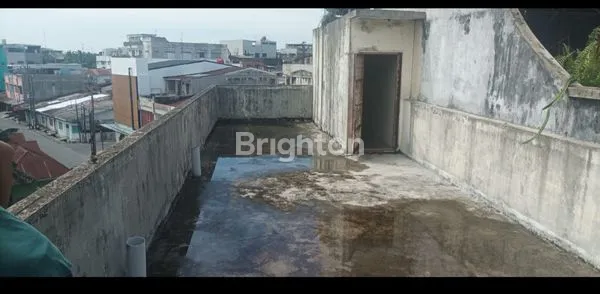 image RUKO 3 LANTAI SIAP USAHA, LOKASI SETRATEGIS,DITENGAH KOTA BINJAI.PERLU RENOVASI SEDIKIT. (8)