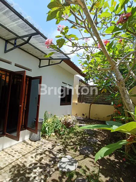 DISEWAKAN RUMAH FULL FURNISHED DEKAT PANDAWA DAN JIMBARAN
