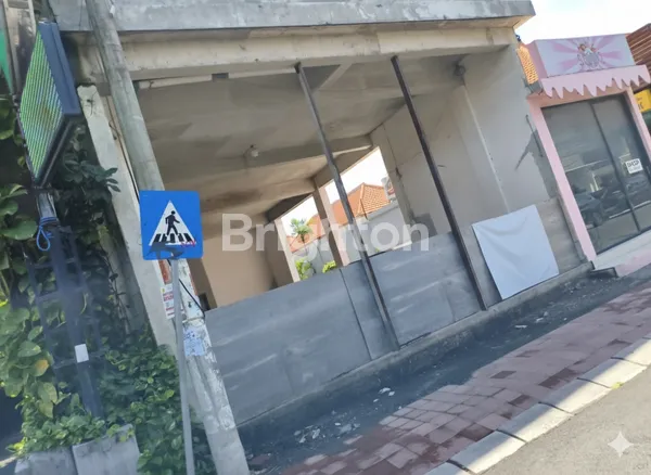 image RUKO STRATEGIS DI JL. PETITENGET, CANGGU (3)