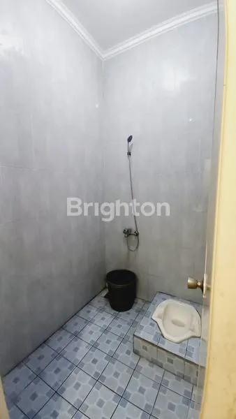 image TURUN HARGA! DIJUAL RUMAH 2 LANTAI (8)