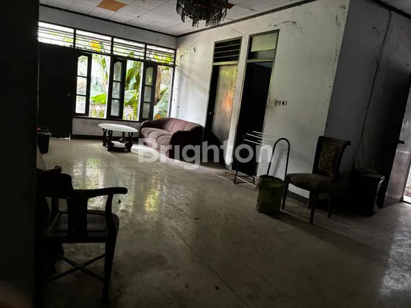 image RUMAH  DI JANTUNG JAKARTA PUSAT – BENHIL PEJOMPONGAN HUNIAN PREMIUM SEKALIGUS PELUANG INVESTASI BERNILAI TINGGI (4)