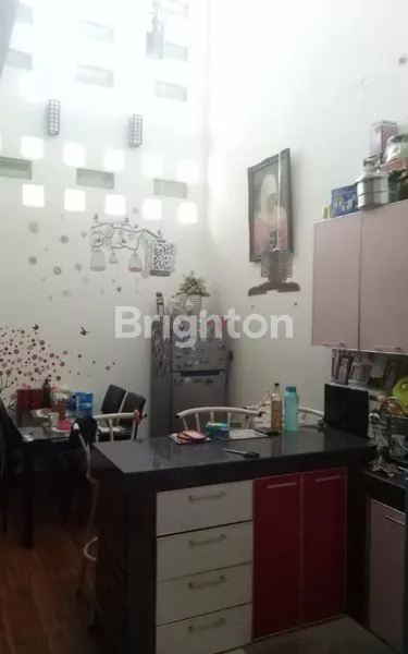 image HUNIAN EKSKLUSIF 3 LANTAI DI BUMI MAS KENCANA DEKAT RS HERMINA ARCAMANIK, STRATEGIS, MODERN & SIAP HUNI! (6)