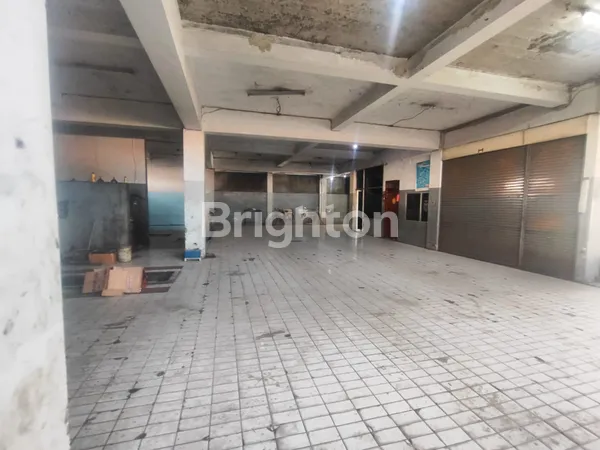 image GUDANG EX SHOWROOM DAN BENGKEL MOBIL (1)