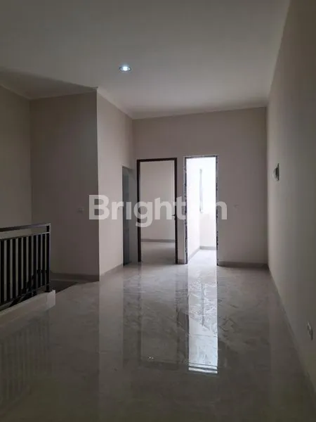 image RUMAH BARU 3 LANTAI DURI KEPA (7)