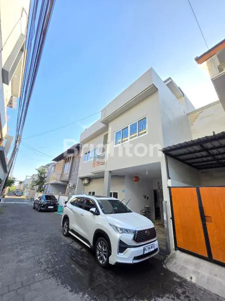 image RUMAH HUNIAN SEMI VILLA 3 LANTAI LETAK DI TENGAH KOTA DENPASAR BALI  (1)