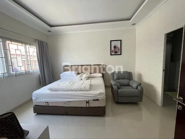 image RUMAH HUNIAN SEMI VILLA 3 LANTAI LETAK DI TENGAH KOTA DENPASAR BALI  (7)