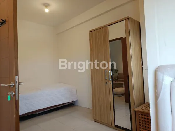 image UNIT APARTMENT STRATEGIS GREENHILL, 2 KT GABUNG JADI 1 KT FURNISHED LENGKAP (7)
