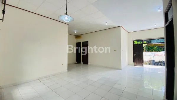 image RUMAH 1 LANTAI DEKAT RENON HADAP SELATAN (4)