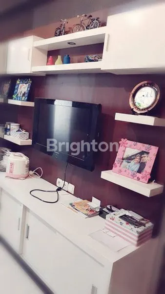 image APARTEMEN GUNAWANGSA MANYAR FURNISH, SIAP HUNI (2)