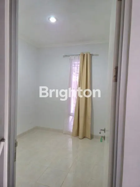 image BOSTON VILLAGE GADING SERPONG (3)