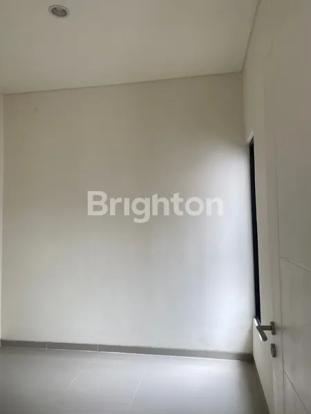 image TAKE OVER ANSURAN / PINDAH BANK RUMAH BELUM DI TEMPATI BARU PERUM JAVA RESIDENT CLUSTER 1 KRIAN SIDOARJO MASIH ORI STANDART (5)