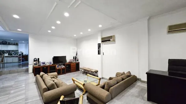 image RUMAH MEWAH 2 LANTAI FULL FURNISH DI TUBAGUS ANGKE (1)