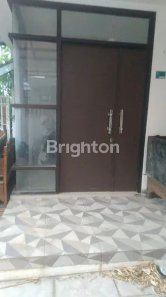 image RUMAH SIAP HUNI DI MADIUN, CLUSTER EKSKLUSIF DENGAN BANYAK FASILITAS (2)