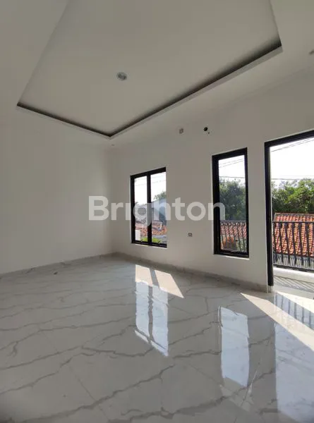 image RUMAH BANGUNAN BARU 3 LANTAI + ROOFTOP DI CLUSTER GREEN ASRI – CIRENDEU, PISANGAN CIPUTAT (2)