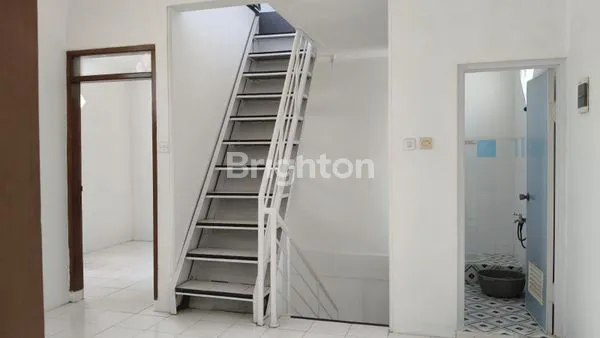 image DIJUAL RUMAH NYAMAN & LUAS DI TKI 3 (6)