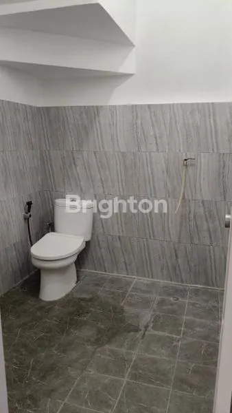 image DIJUAL RUMAH NYAMAN & LUAS DI TKI 3 (4)