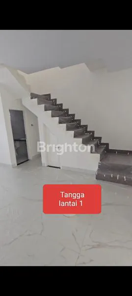 image TOWNHOUSE CANTIK DI KOMPLEK JEWEL GARDEN, MEDAN (3)