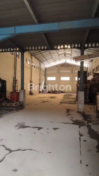 image GUDANG GANDENG 3 PERGUDANGAN MIAMI TEGAL ALUR KALIDERES JAKARTA BARAT  (3)