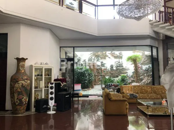 image RUMAH MEWAH DHARMAHUSADA INDAH TIMUR LANTAI 2 FULL MARMER (2)