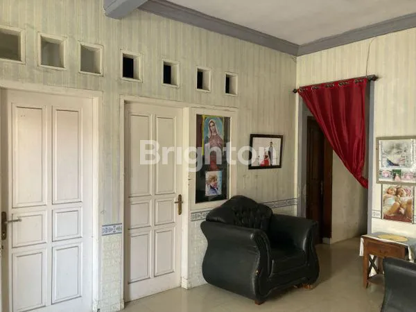 image RUMAH 2 LANTAI DEKAT KAMPUS UNISRI & SIMPANG JOGLO SOLO (5)