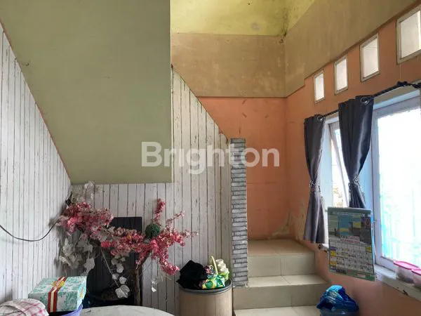 image RUMAH 2 LANTAI DEKAT KAMPUS UNISRI & SIMPANG JOGLO SOLO (6)