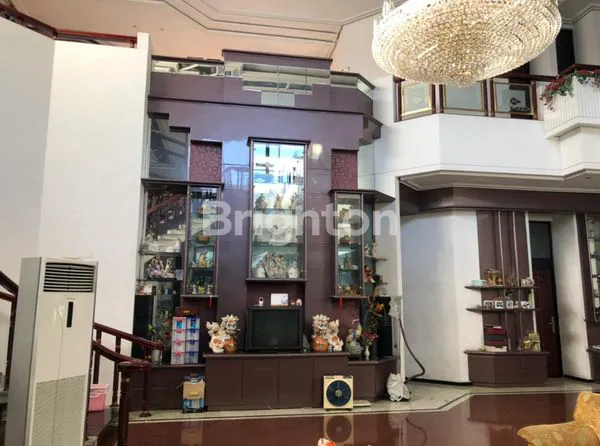 image RUMAH MEWAH DHARMAHUSADA INDAH TIMUR LANTAI 2 FULL MARMER (3)