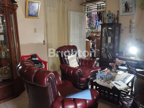 image RUMAH 2½ LANTAI SIAP HUNI DI JL. SWADAYA PERTIWI MEDAN DENAI (6)