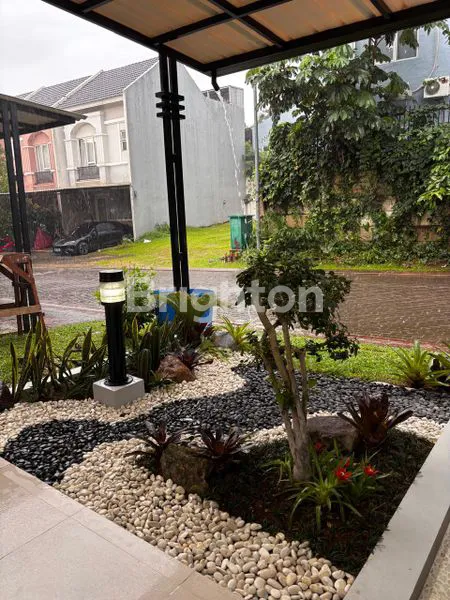 image RUMAH 2 LANTAI DI SEVILLA PARK KENCANA LOKA BSD TIMUR (3)