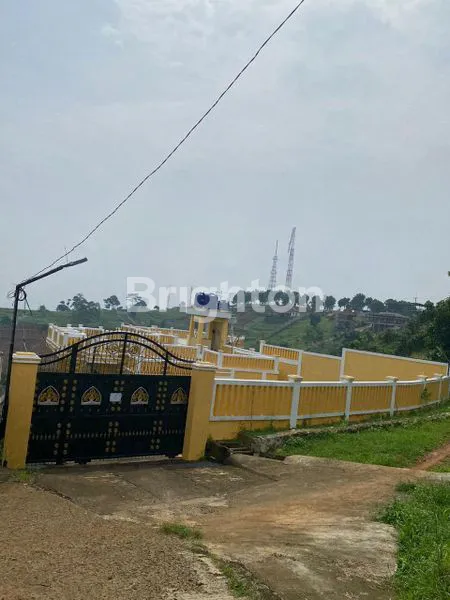 image VILLA TAMAN FATHAN HAMBALANG (2)