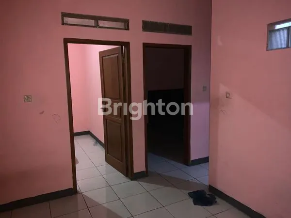 image RUMAH  JL. MEKARBARU BLOK KEMUNING CIBALIGO PERMAI KEC.PARONGPONG KABUPATEN BANDUNG BARAT LUAS TANAH: 62MTINGKAT : 3 SERTIFIKAT SHM (3)