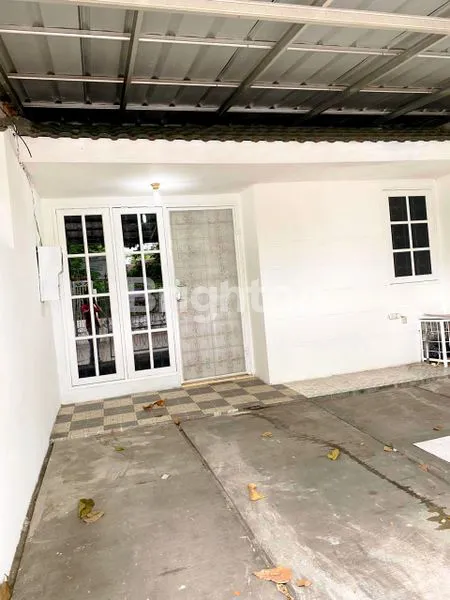 image RUMAH 1 ½ LANTAI 2 KT CARPORT 1 MOBIL DI SUNTER JAKARTA UTARA (2)