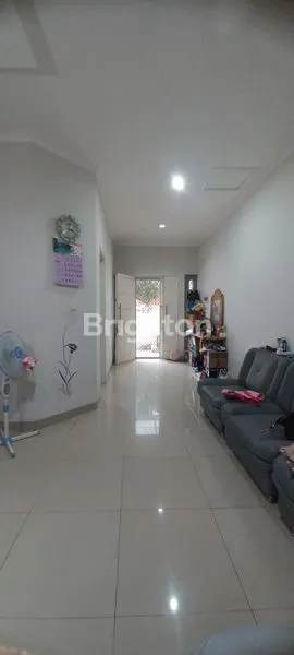 image DIJUAL RUMAH SIAP HUNI TERAWAT STRATEGIS FULL FURNISHED – TOMANG, JAKARTA BARAT (8)