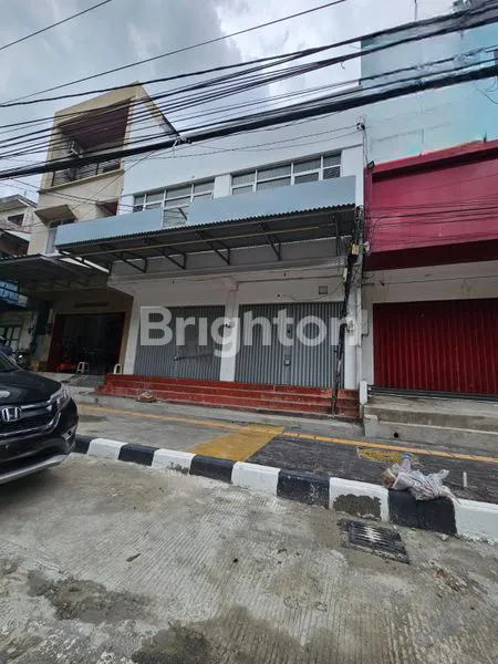 image RUKO GANDENG MURAH UTAMA JALAN AHMAD YANI PUSAT KOTA BALIKPAPAN\N (1)