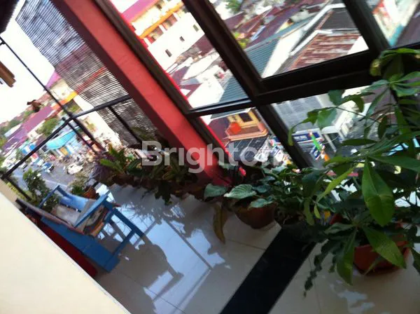 image INVESTASI MENGUNTUNGKAN: RUMAH 5 LANTAI 62 KAMAR, FASILITAS LENGKAP (6)