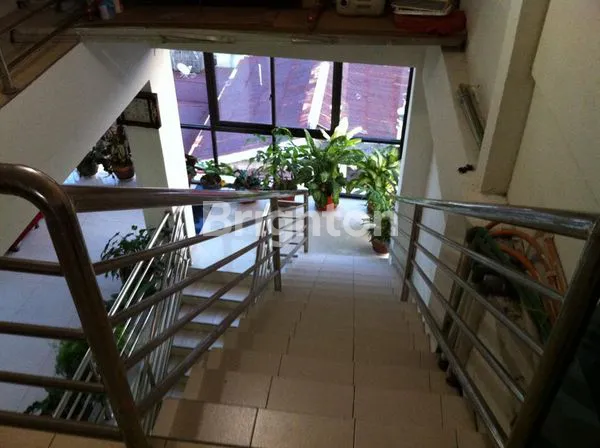 image INVESTASI STRATEGIS: RUKO & KOST FULLY FURNISHED 62 KAMAR (2)