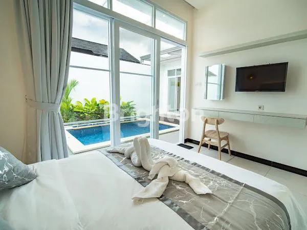 image VILLA MODERN TENANG, SEJUK DAN NYAMAN DILINGKUNGAN PEDESAAN PINGGIRAN KOTA UBUD. (3)