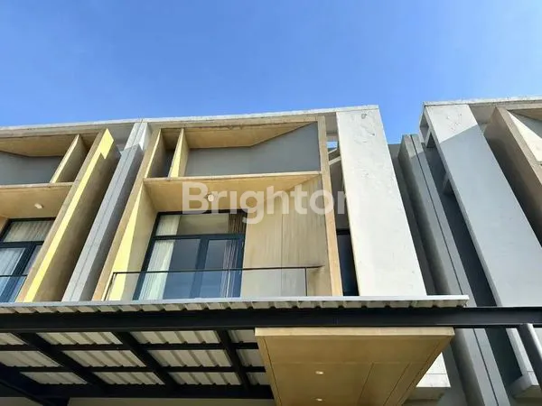 RUMAHX HUNIAN MODERN TANAKAYU BSD, SIAP HUNI FULL FURNISHED