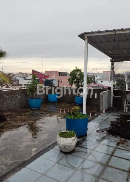 image RUKO 3 LANTAI SIAP HUNI DI JALAN BESAR SEI RENGAS 2, MEDAN AREA (8)