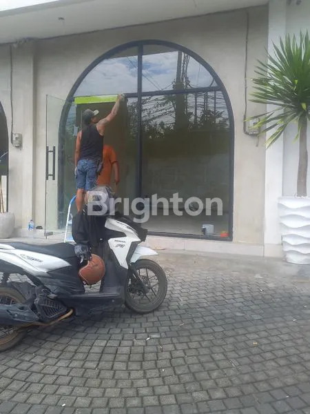 image LOKASI PREMIUM CANGGU, PARKIR LUAS (3)