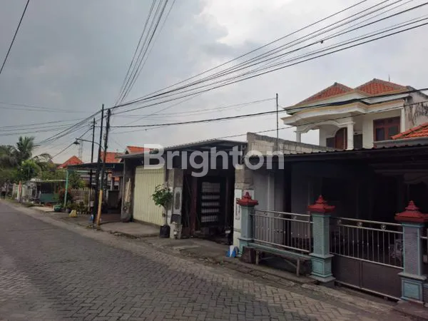 image TOKO DAN RUMAH 2 LANTAI  NOL JALAN MOJOTANJUNG  DRIYOREJO (1)