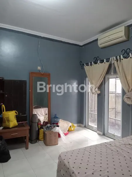 image RUMAH HOOK 2 LT KEBON BARU TEBET JAKARTA SELATAN FULL FURNISH BEBAS BANJIR (5)