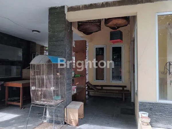 image RUMAH HOOK 2 LT KEBON BARU TEBET JAKARTA SELATAN FULL FURNISH BEBAS BANJIR (3)