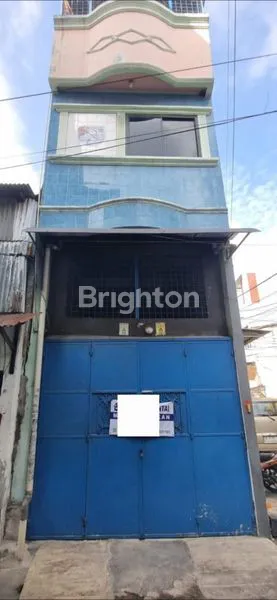 image RUMAH DISEWA DI TELUK GONG (1)