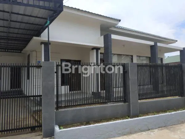 image DIJUAL CEPAT RUMAH MINIMALIS JL.MERDEKA SAMARINDA (1)