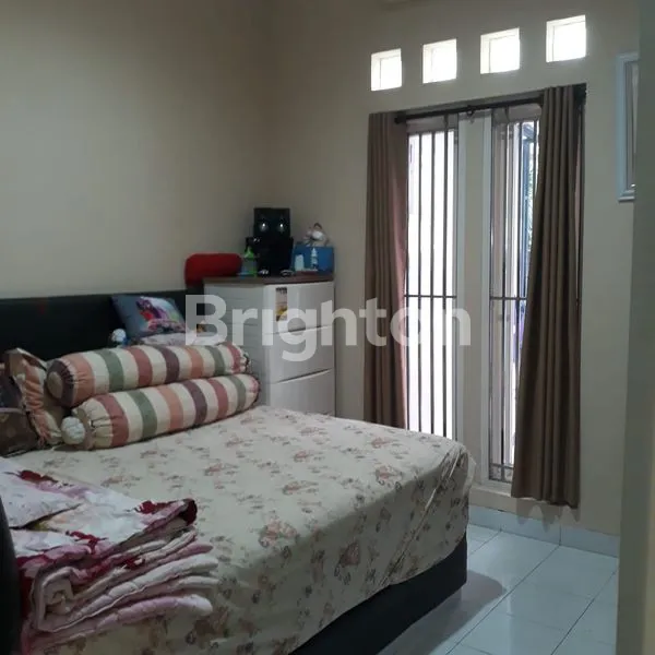image RUMAH STRATEGIS GRAHA RAYA BINTARO TANGERANG SELATAN (6)