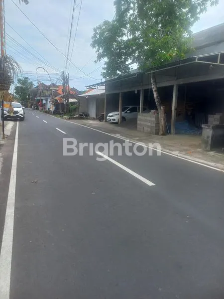 image RUKO STRATEGIS DI JL. TUMBAK BAYUH, BEBAS USAHA (4)